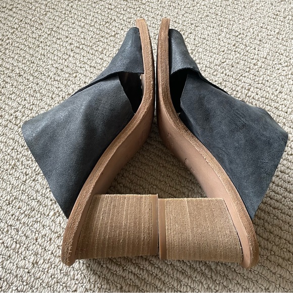 OFFICINE CREATIVE Leather Cross Strap Sandals in Grey Size 6.5 | IT 36.5 - Picture 14 of 14